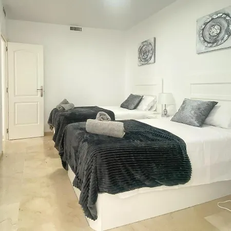 Small Oasis #2 - Manilva Апартаменты